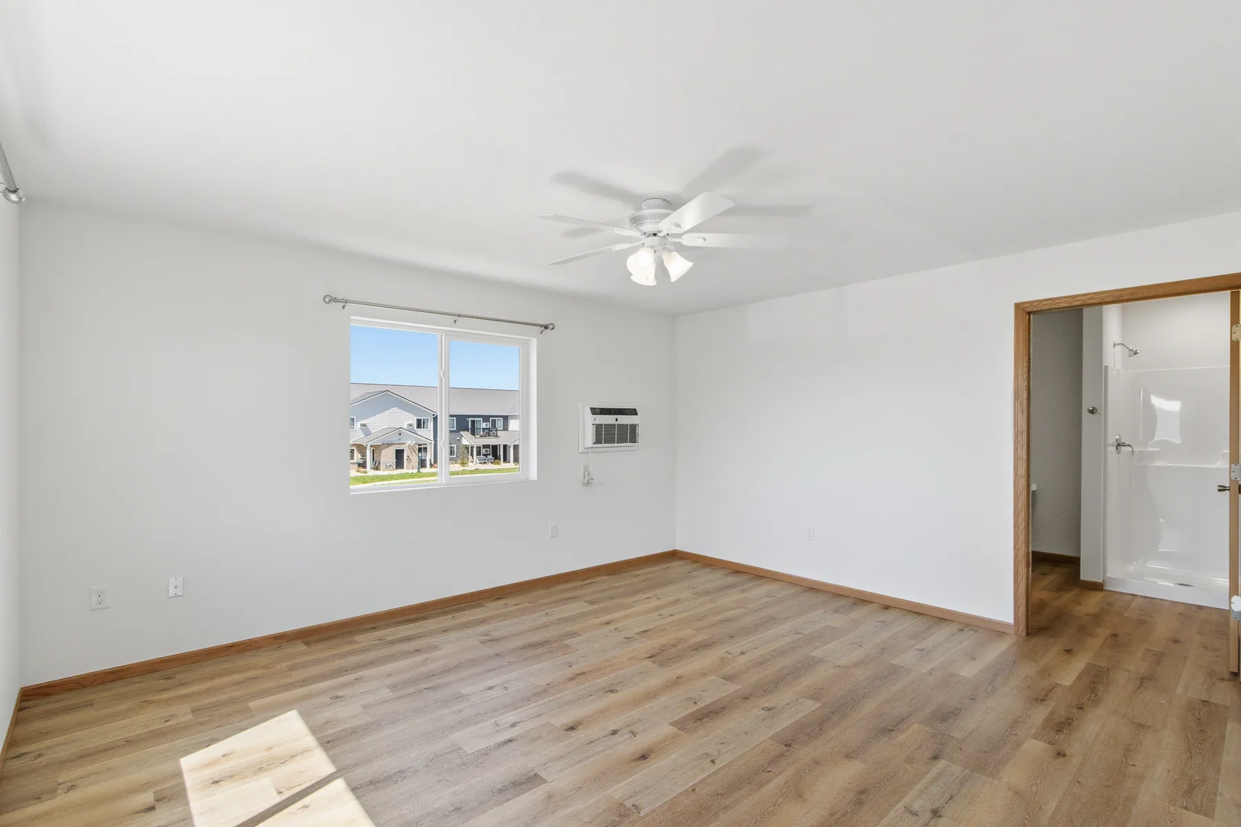 2 Bed (Over Garage) — interior